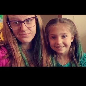 Meet your Posher, Alexandra